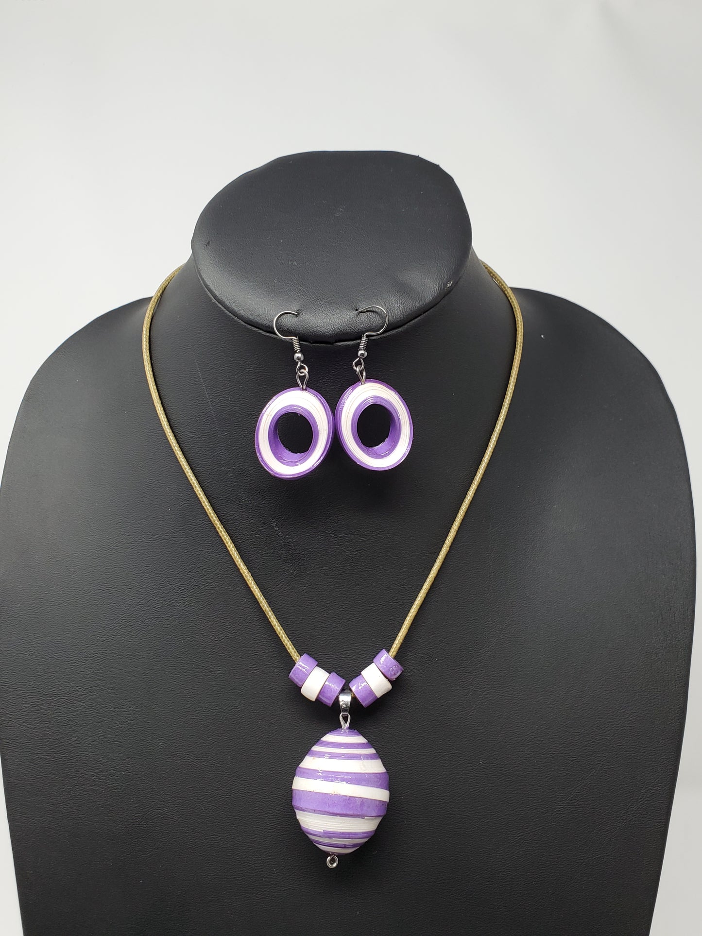 Mkundi Paper made Necklace