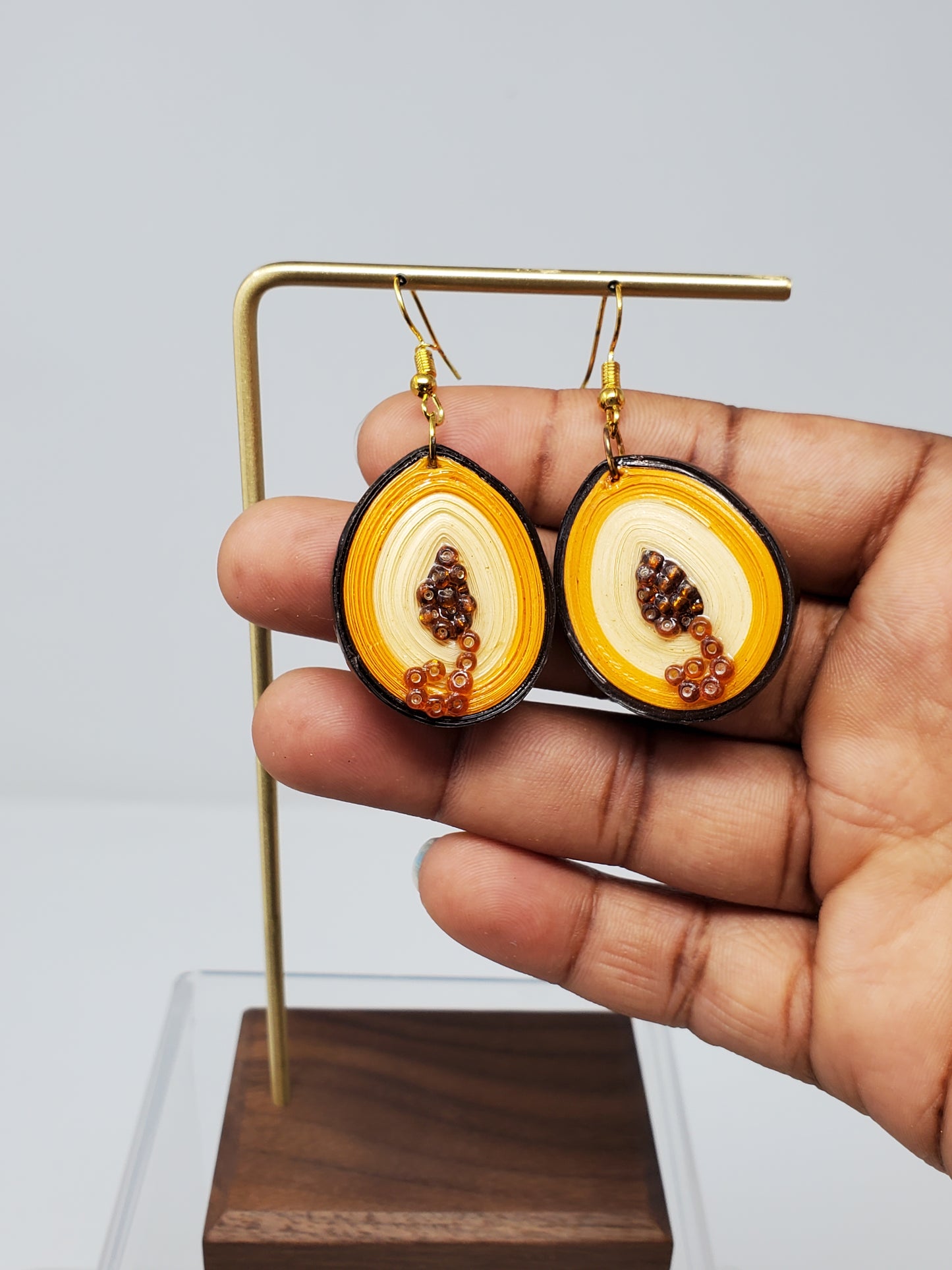 Idai Closed Earrings