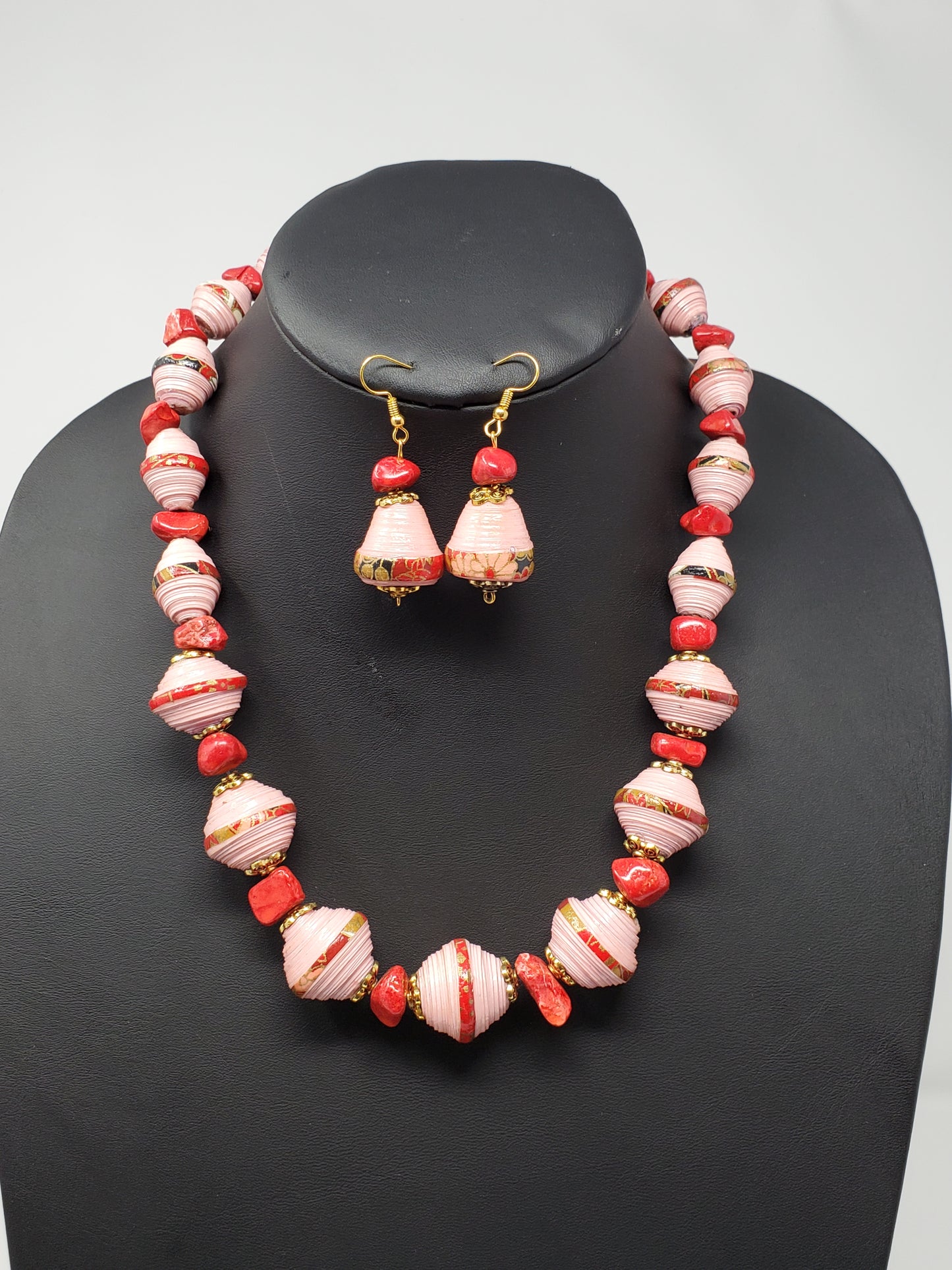 Rudo Paper Bead Necklace