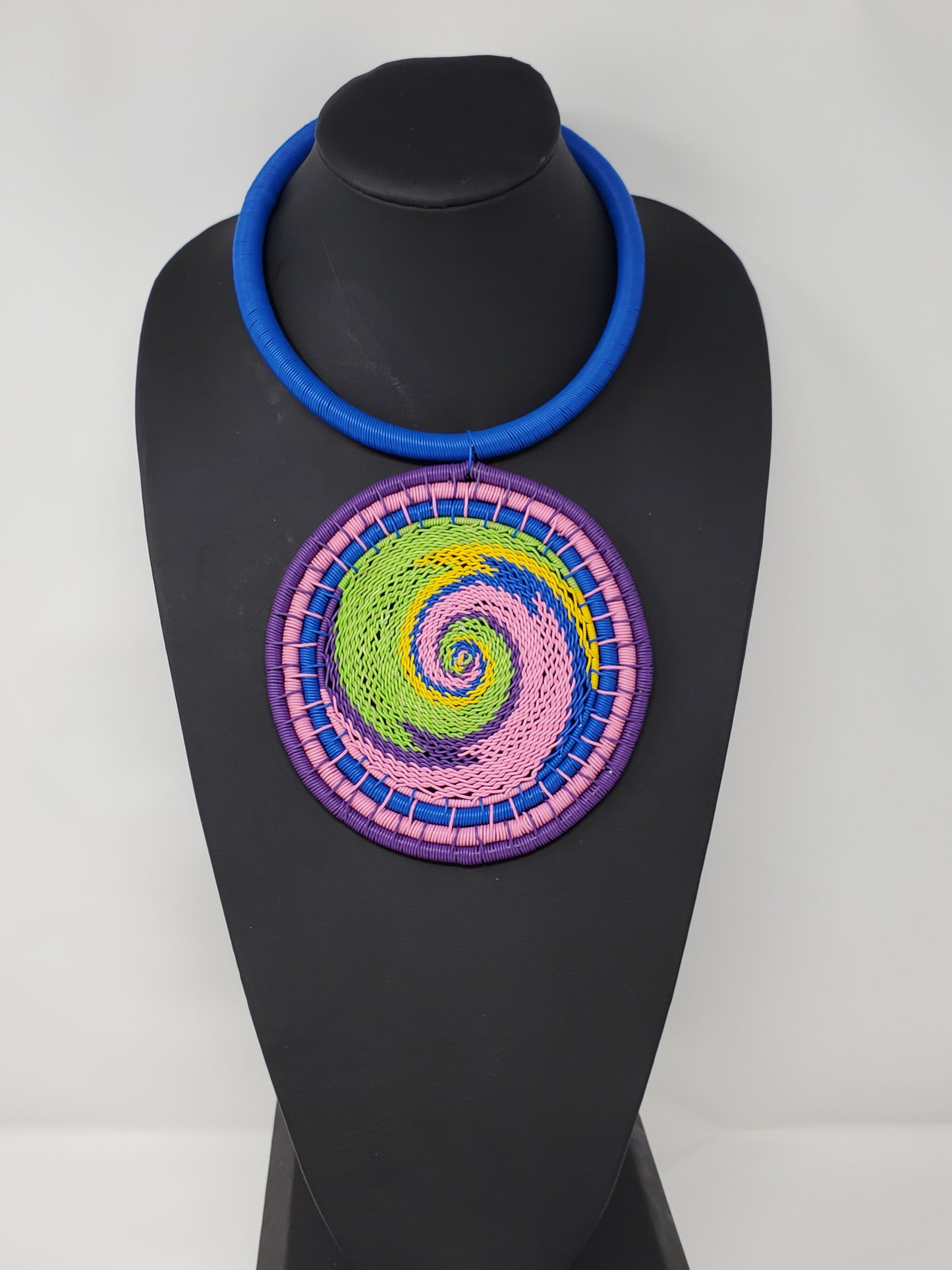 Fefezile Wire Necklaces