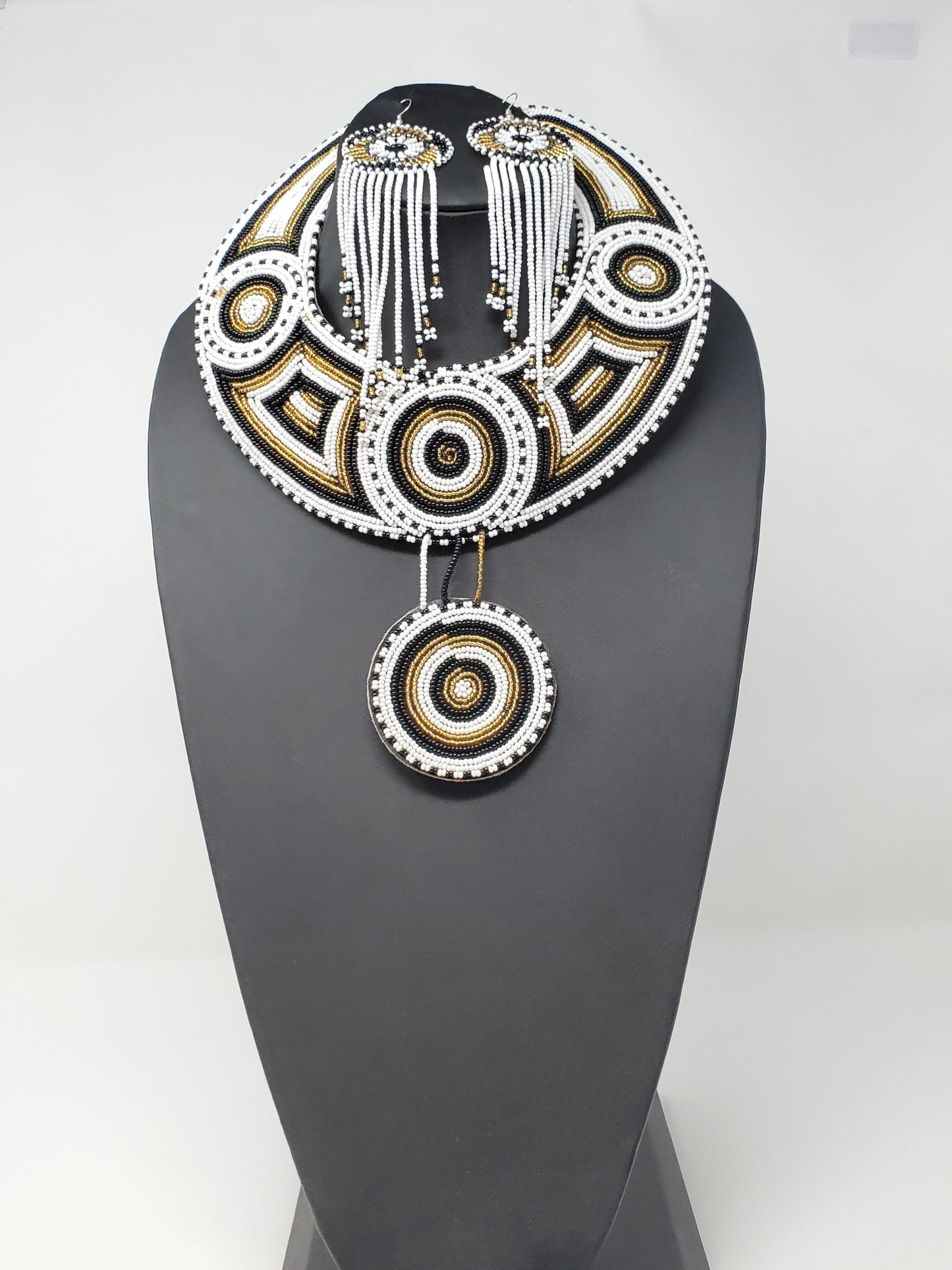 Bupe Collar Set