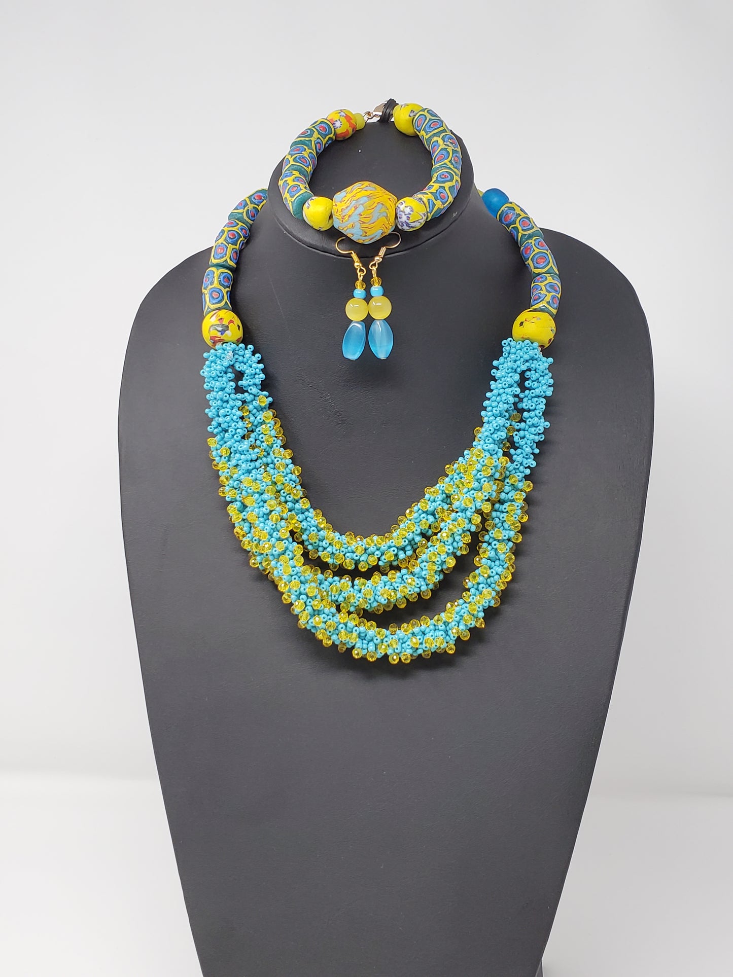 Wafaa Beaded Necklace Set