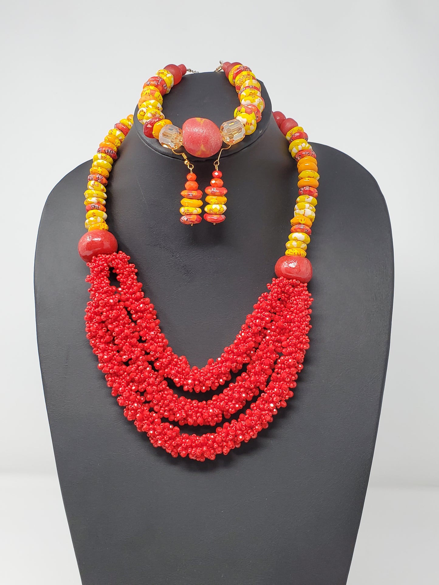 Wafaa Beaded Necklace Set