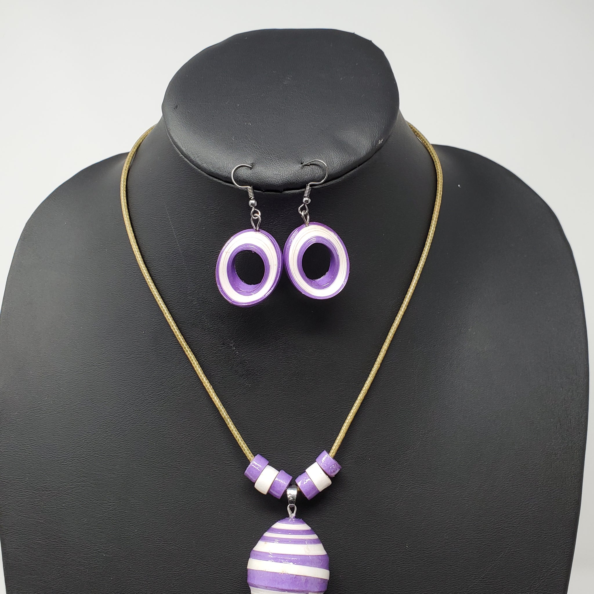 Mkundi Paper made Necklace