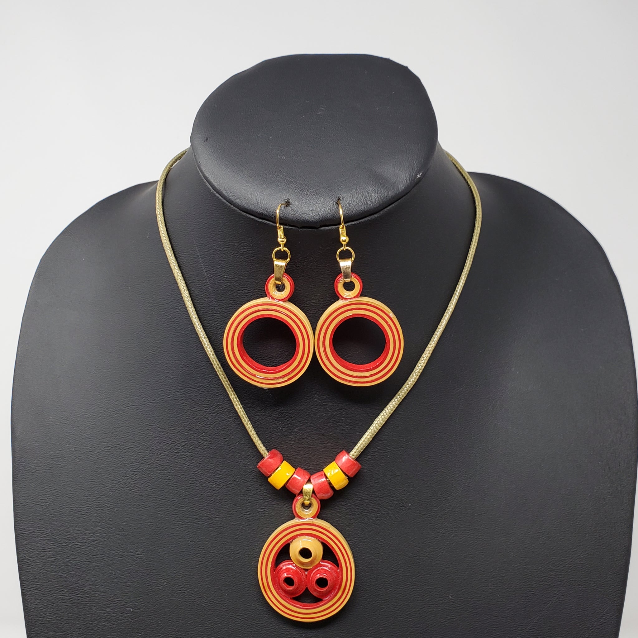 Sharon Paper made Necklace Set