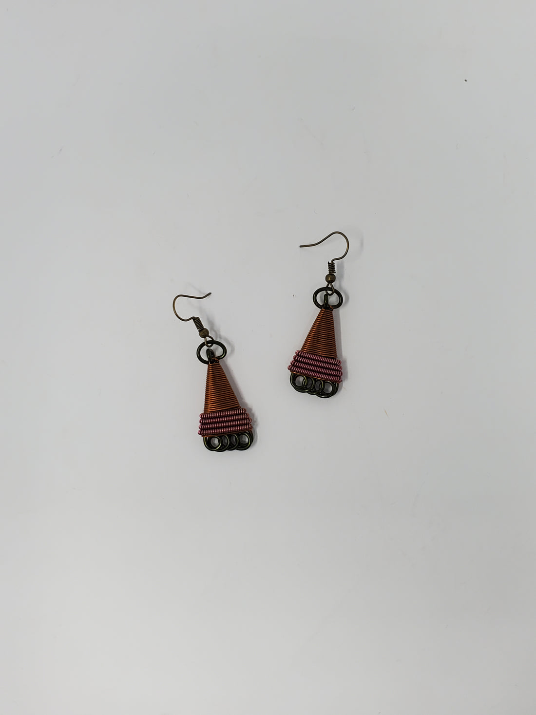 Ausi Wire Earrings