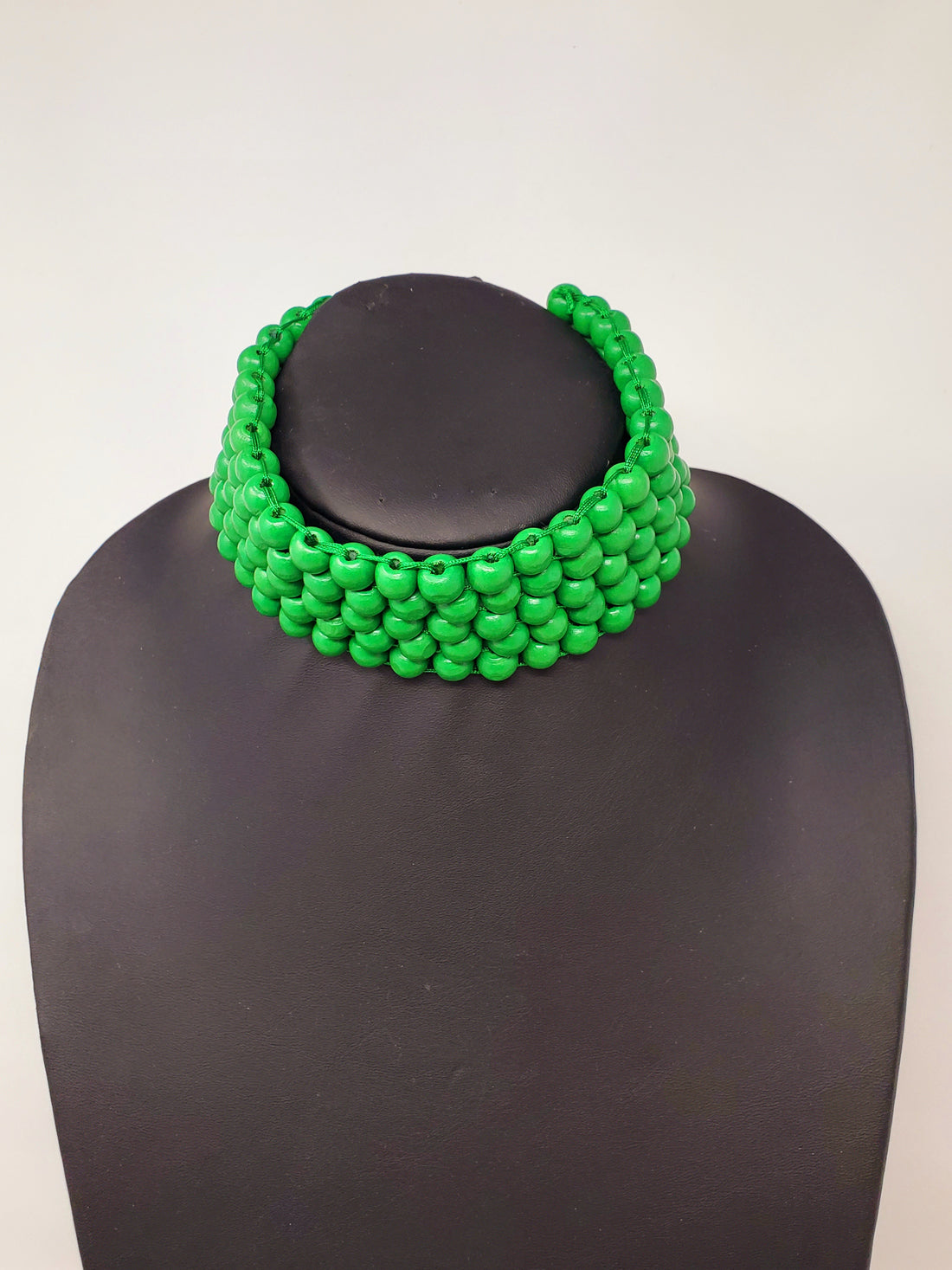 Aripo Wooden bead Neck Cuff