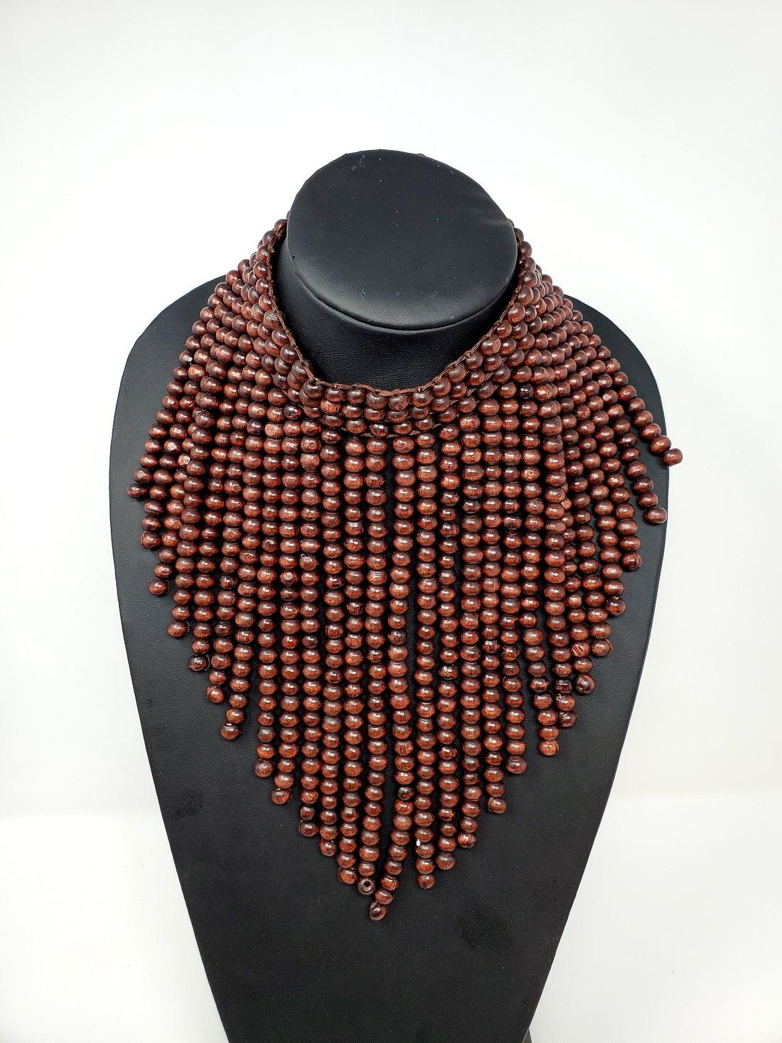 Rende-rende Wooden Bead Choker