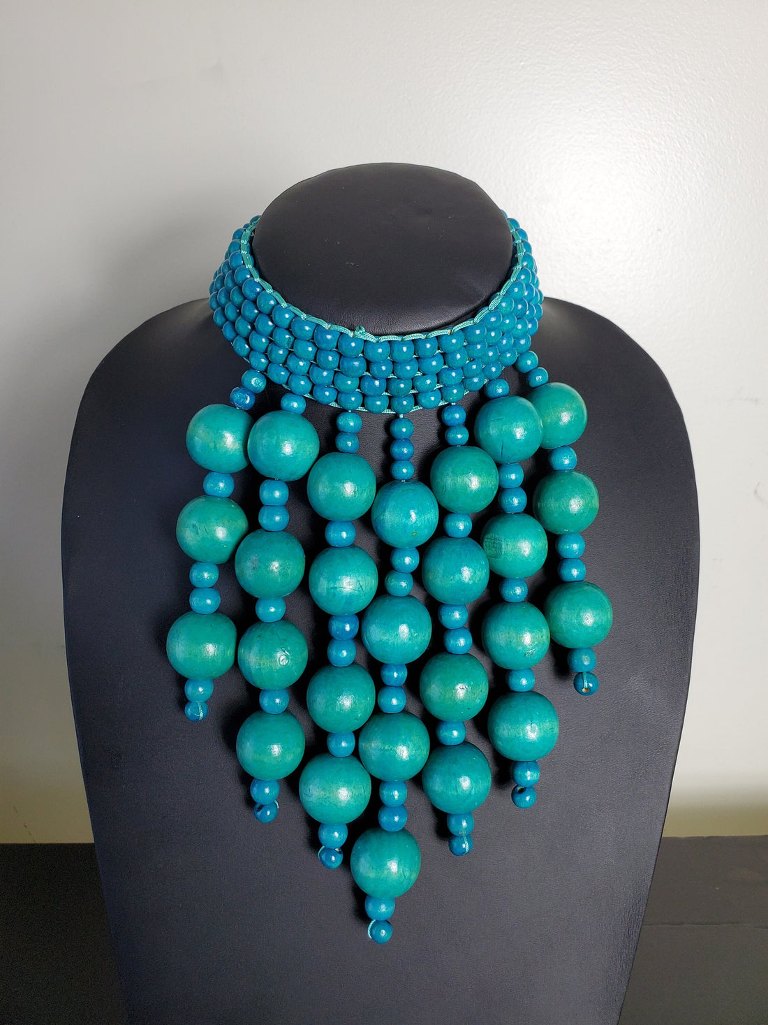 Rende Chunky Wooden bead Choker